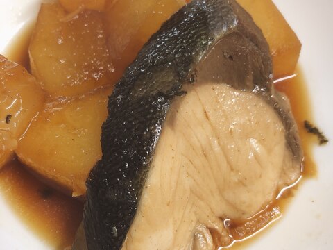 簡単♪美味しい♪ブリと冬瓜の煮付け
